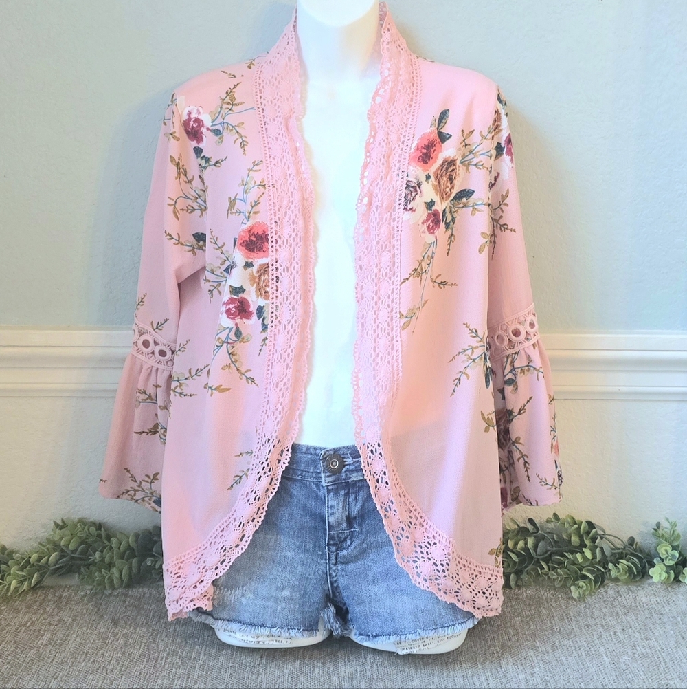 Floral Pink Lace Kimono Cardigan | Size Small